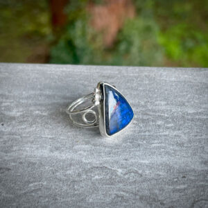 Blue Labradorite Ring RN1001